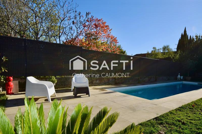 Maison - 199 m² - 6 pièces