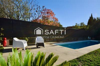 Maison - 199 m² - 6 pièces