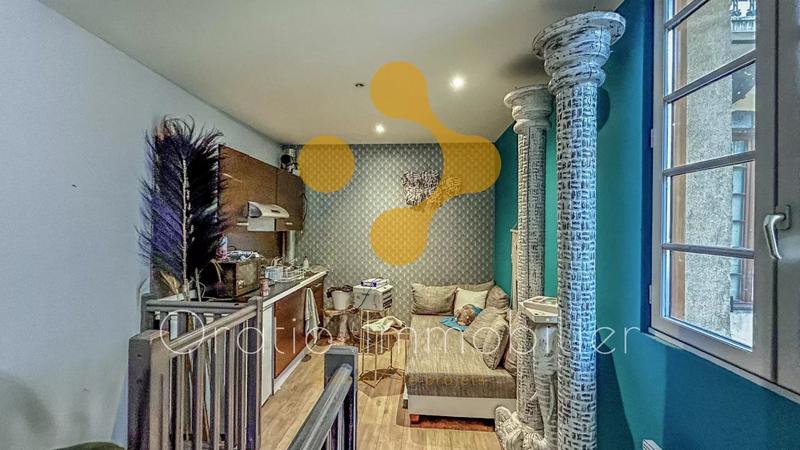 Fonds de commerce - Magasins - 62 m²