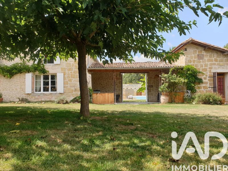 Maison de campagne - 318 m² - 9 pièces