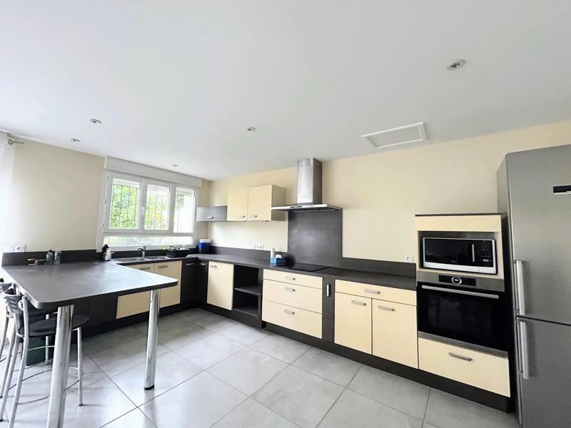 Maison - 150 m² - 4 pièces