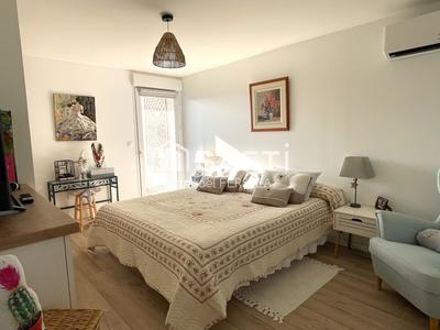 Appartement - 110 m² - 4 pièces