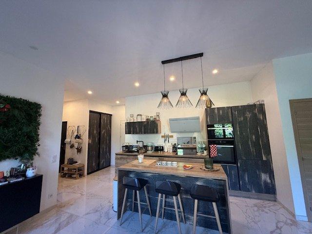 Appartement - 74 m² - 3 pièces