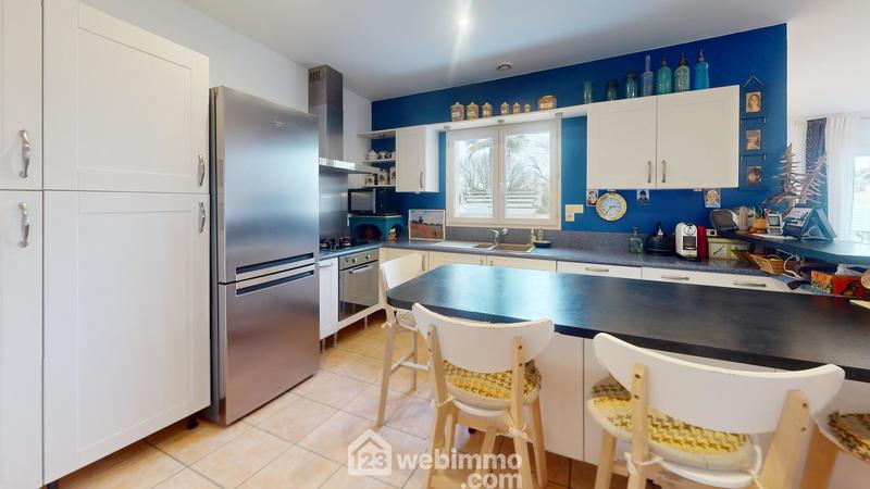 Maison - 143 m² - 7 pièces