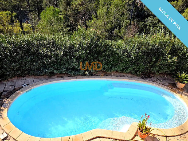 Propriété - 181 m² - 7 pièces