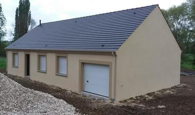 Maison - 80 m² - 4 pièces