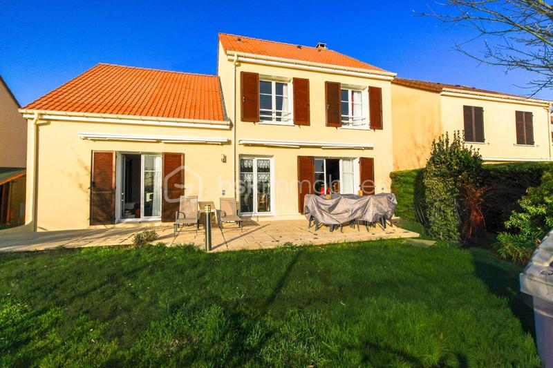 Maison - 153 m² - 7 pièces