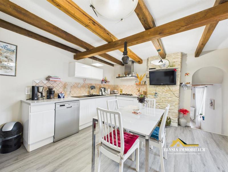 Maison de village - 147 m² - 6 pièces