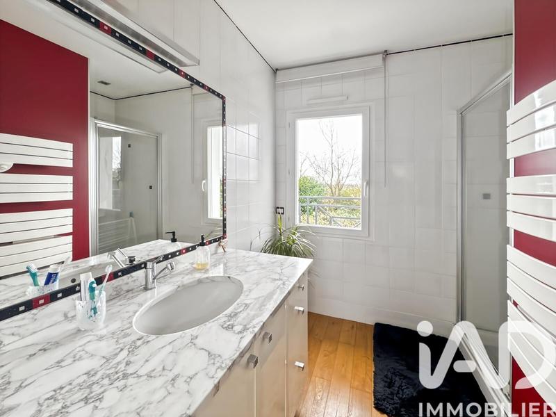 Maison - 127 m² - 5 pièces