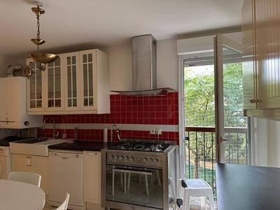 Appartement - 95 m² - 5 pièces