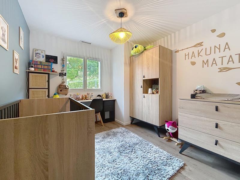 Maison - 94 m² - 5 pièces