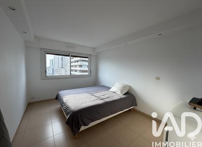 Appartement - 90 m² - 5 pièces