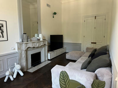 Appartement - 182 m² - 7 pièces