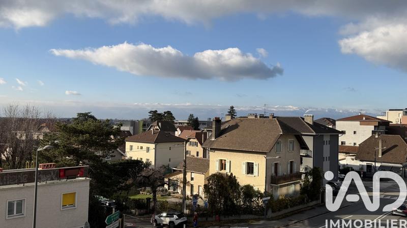 Appartement - 93 m² - 4 pièces