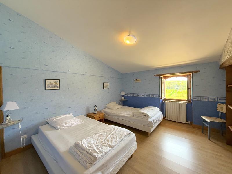 Maison - 314 m² - 10 pièces