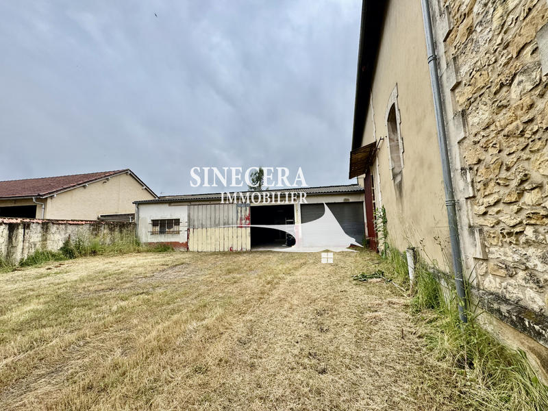 Local commercial - 1 087 m²