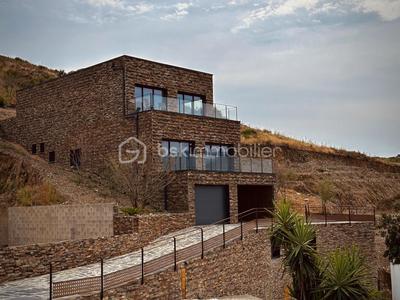 Villa - 228 m² - 4 pièces