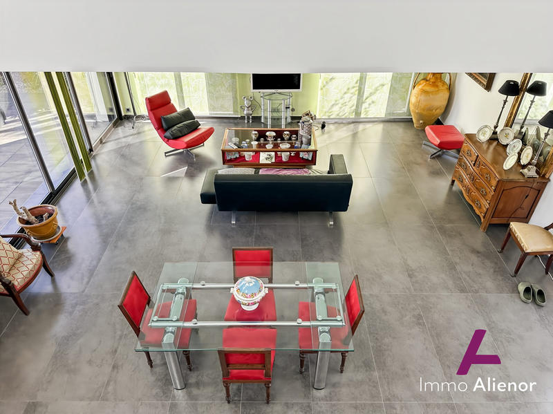 Maison contemporaine - 176 m² - 6 pièces