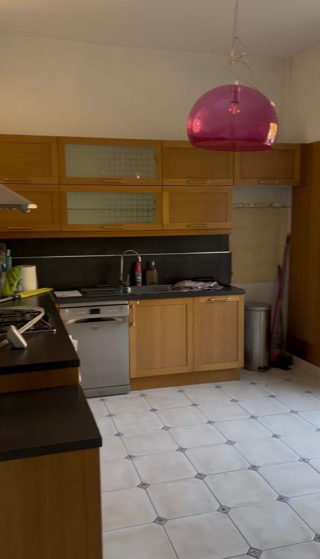 Maison - 347 m² - 8 pièces