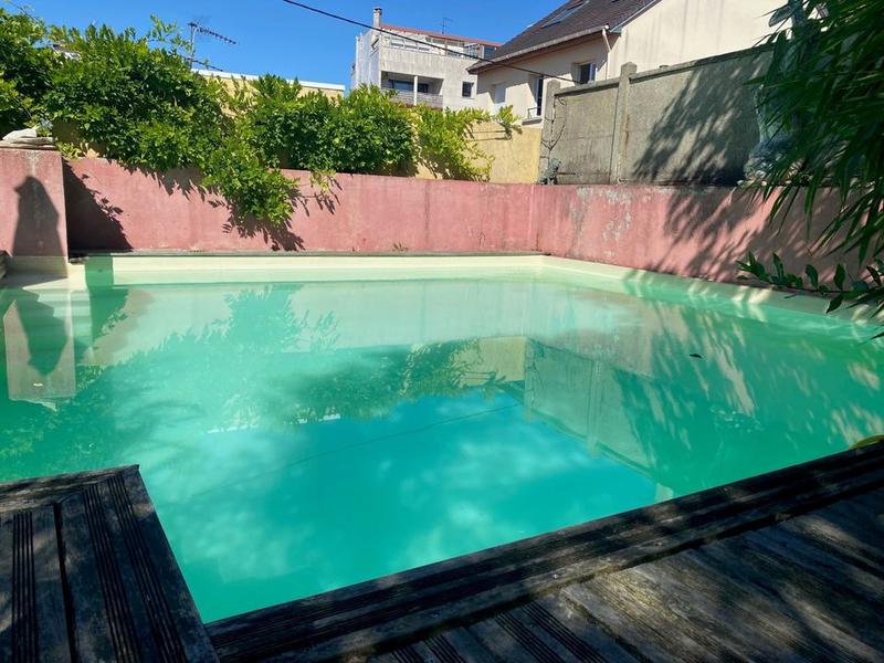 Maison ancienne - 157 m² - 8 pièces