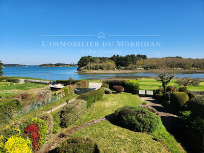 Maison - 132 m² - 9 pièces