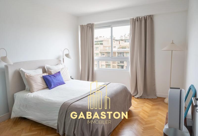 Appartement - 118 m² - 4 pièces