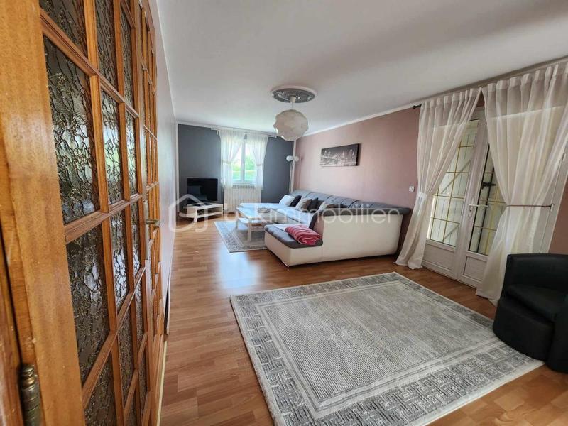 Maison traditionnelle - 173 m² - 7 pièces