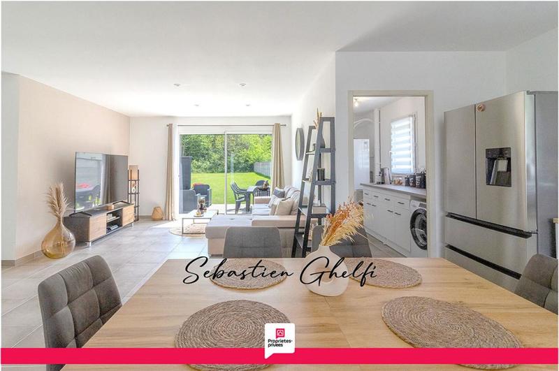 Maison - 88 m² - 5 pièces