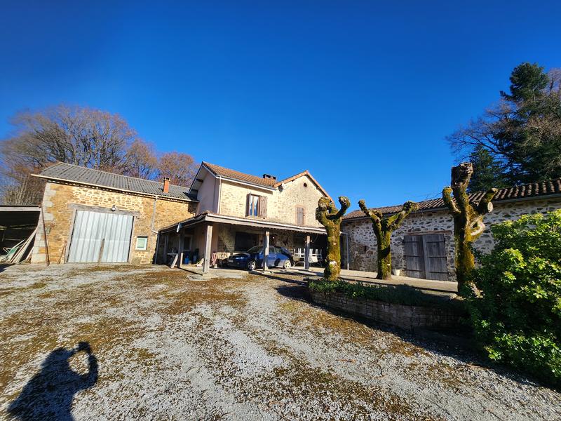 Maison - 170 m² - 7 pièces