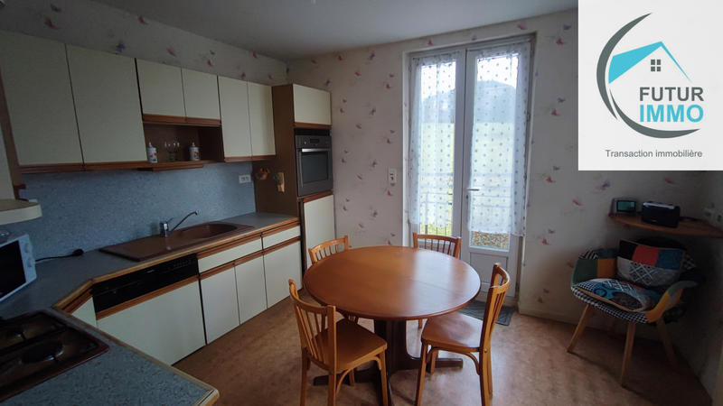 Maison - 104 m² - 5 pièces