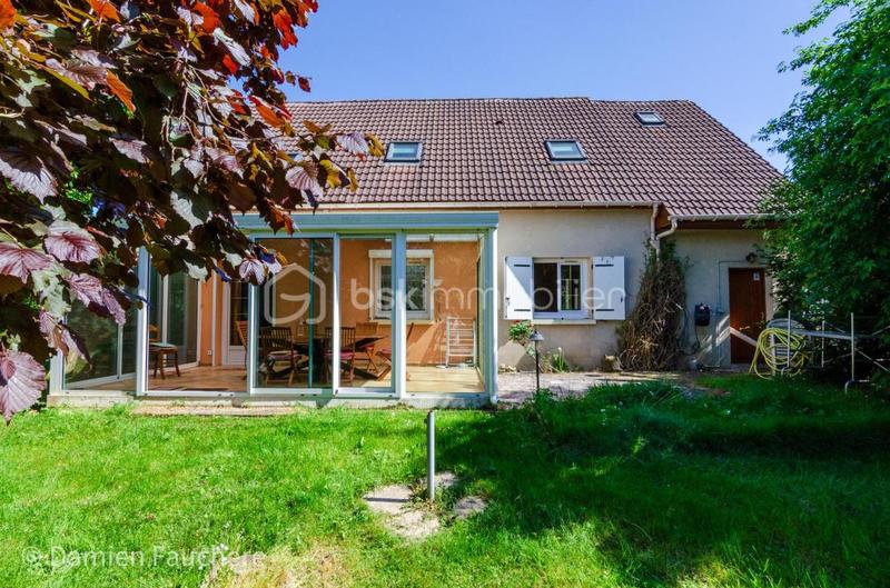 Maison - 148 m² - 7 pièces