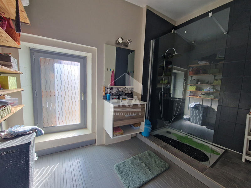 Maison - 170 m² - 7 pièces