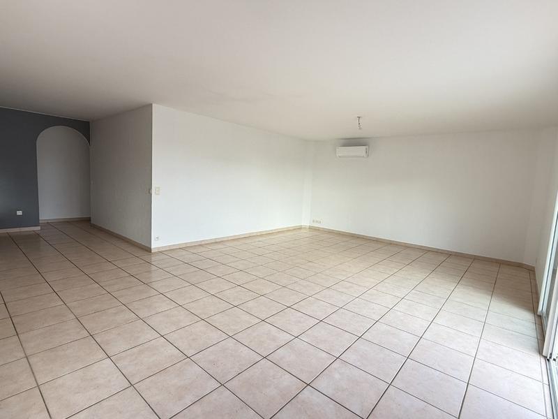 Maison - 101 m² - 4 pièces