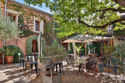 Bastide - 530 m² - 15 pièces