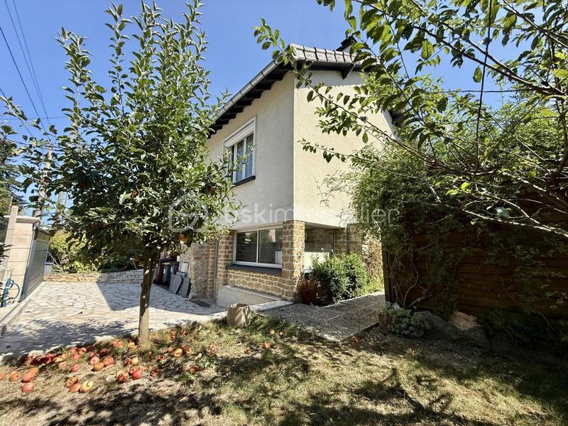 Maison - 85 m² - 3 pièces