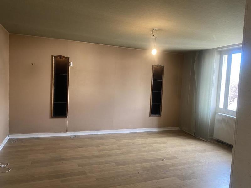 Maison - 448 m² - 9 pièces