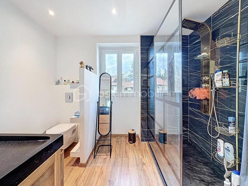 Appartement - 82 m² - 4 pièces