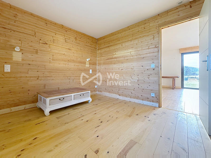 Maison - 96 m² - 4 pièces