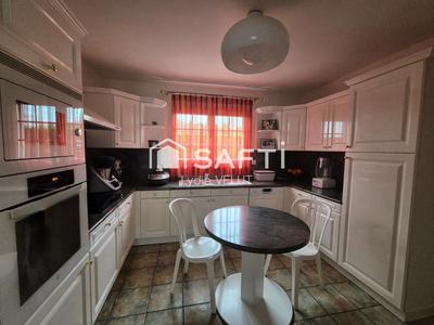 Maison - 112 m² - 4 pièces