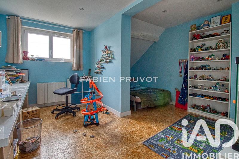 Maison - 140 m² - 6 pièces