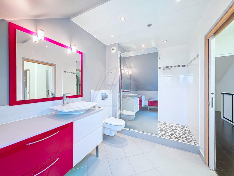 Appartement - 119 m² - 4 pièces