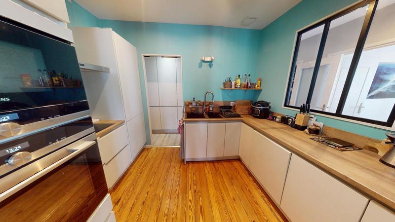 Appartement - 85 m² - 3 pièces