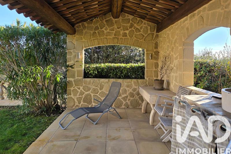 Maison - 182 m² - 7 pièces