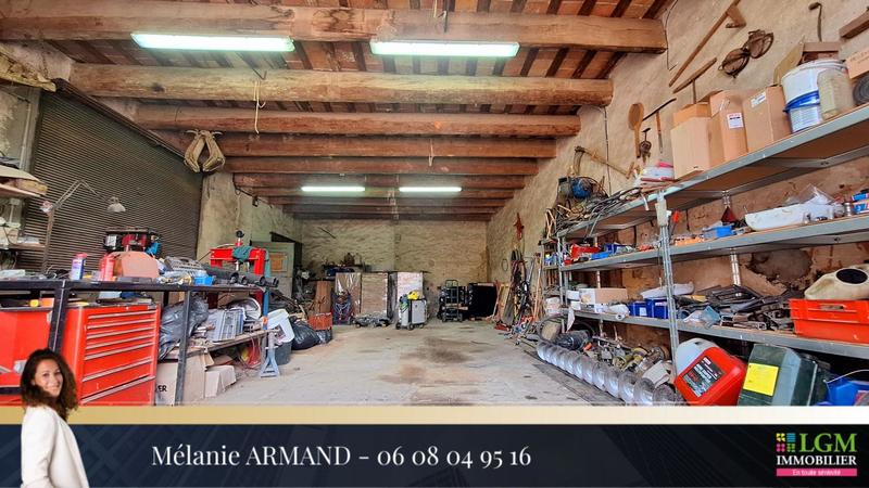 Remise - 192 m² - 1 pièce