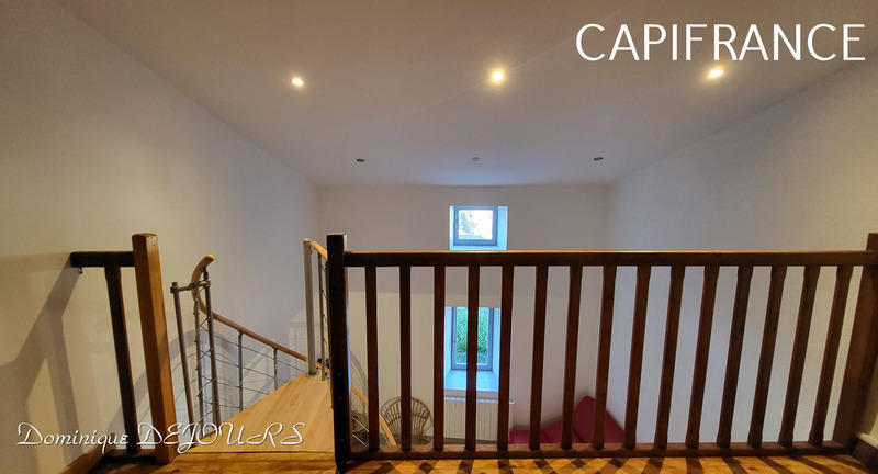 Maison - 205 m² - 11 pièces