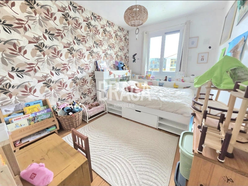 Maison - 110 m² - 7 pièces