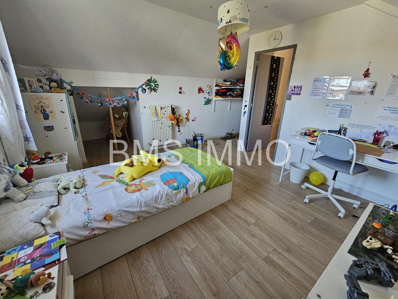 Maison - 205 m² - 6 pièces