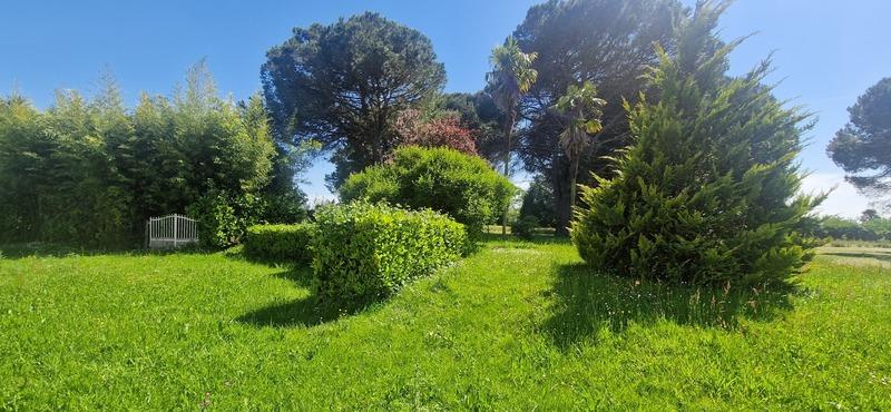 Maison - 272 m² - 8 pièces