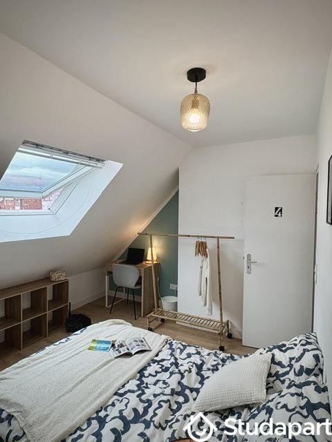 Chambre - 13 m² - 1 pièce