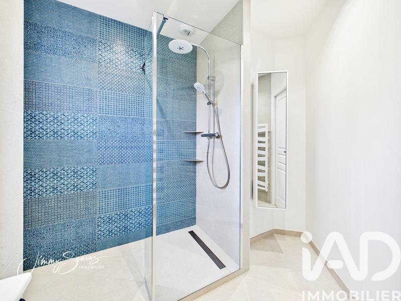 Maison - 190 m² - 8 pièces